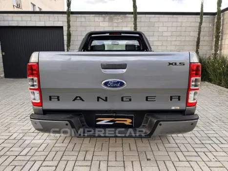 RANGER 2.5 XLS 4X2 CS 16V FLEX 2P MANUAL