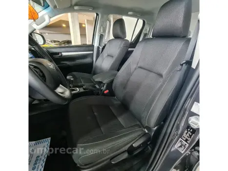 HILUX 2.8 D-4D TURBO DIESEL CD SR 4X4 AUTOMÁTICO