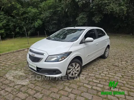 CHEVROLET ONIX 1.4 MPFI LT 8V FLEX 4P MANUAL 4 portas