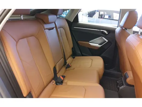 Q3 2.0 40 TFSI GASOLINA SPORTBACK PERFORMANCE QUATTRO TIPTRO