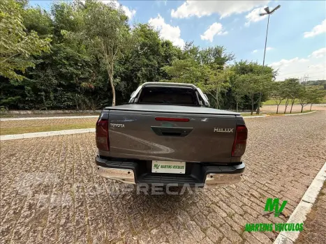 HILUX 2.8 D-4D TURBO DIESEL CD SR 4X4 AUTOMÁTICO