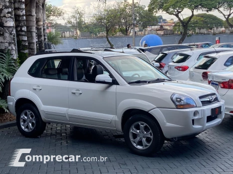 Hyundai TUCSON 2.0 MPFI GLS 16V 143cv 2WD 4 portas