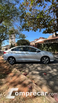 CITY 1.5 LX Sedan 16V