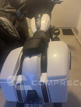 STREET GLIDE ESPECIAL