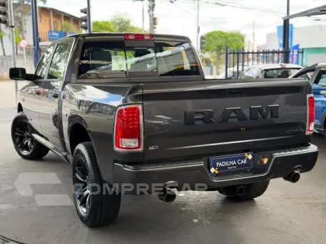 CLASSIC LARAMIE NIGHT ED. 5.7 4X4 Aut.