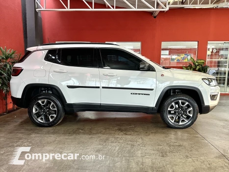 COMPASS 2.0 16V DIESEL TRAILHAWK 4X4 AUTOMÁTICO