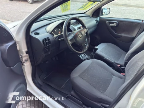 CORSA SEDAN - 1.4 MPFI PREMIUM SEDAN 8V 4P MANUAL