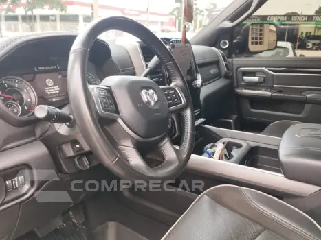 2500 6.7 I6 Turbo Laramie Night Edition CD 4X4