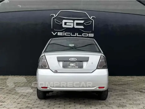 FIESTA 1.6 ROCAM SEDAN 8V FLEX 4P MANUAL