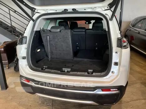 Commander 1.3 16V 4P FLEX T270 LONGITUDE TURBO AUTOMÁTICO AT