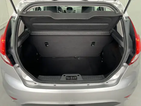 FIESTA 1.6 Titanium Hatch 16V