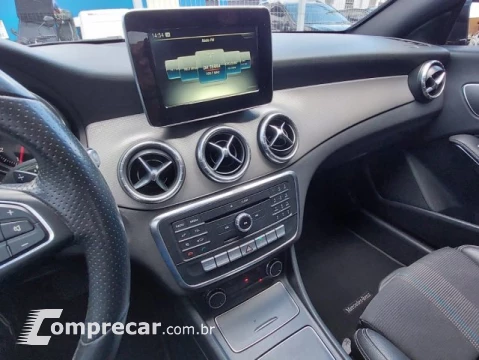 Mercedes-Benz CLA 200 - 1.6 VISION 16V 4P AUTOMÁTICO 4 portas