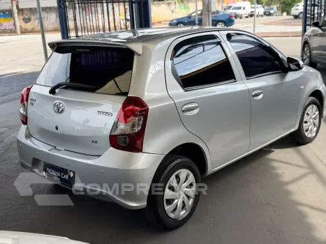 Toyota ETIOS X 1.3 Flex 16V 5p Mec. 4 portas