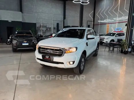 FORD RANGER 2.2 XLS 4X2 CD 16V DIESEL 4P AUTOMÁTICO 4 portas