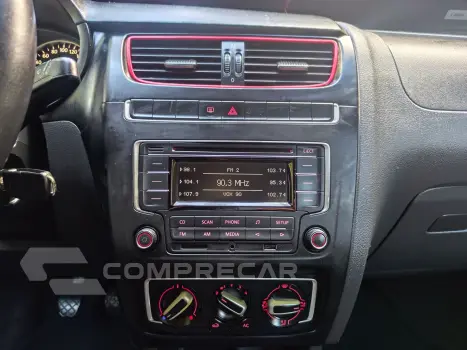 FOX 1.6 MI ROCK IN RIO 8V FLEX 4P MANUAL