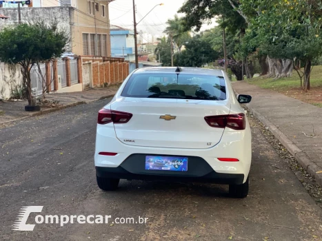 ONIX SEDAN Plus LT 1.0 12V Flex 4p Mec.