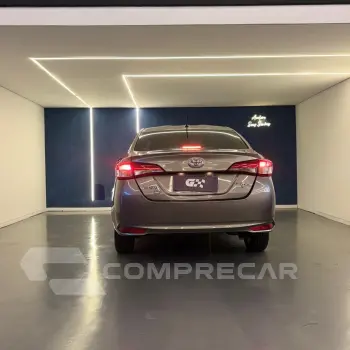 Toyota YARIS XL Sedan 1.5 Flex 16V 4p Aut. 4 portas