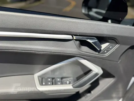 Q3 1.4 TFSI Black S Tronic