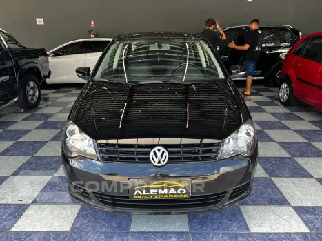 POLO SEDAN 1.6 MI 8V