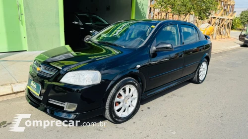 ASTRA 2.0 MPFI Comfort 8V