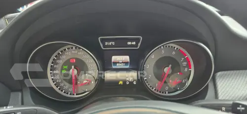 GLA 200 1.6 CGI Style 16V Turbo