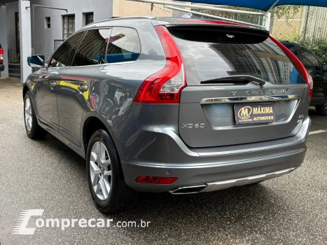 XC60 2.4 D5 Momentum AWD