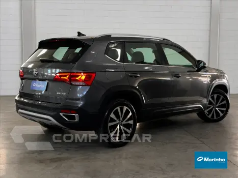 TAOS 1.4 250 TSI TOTAL FLEX HIGHLINE AUTOMÁTICO