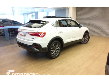 Q3 2.0 40 TFSI GASOLINA SPORTBACK PERFORMANCE QUATTRO TIPTRO