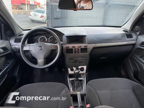 VECTRA 2.0 MPFI GT Hatch 8V