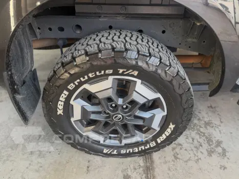 FRONTIER 2.5 Platinum 4X4 CD Turbo EL