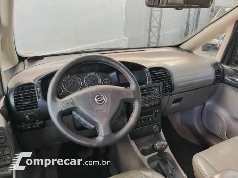 ZAFIRA - 2.0 MPFI ELITE 8V 4P AUTOMÁTICO