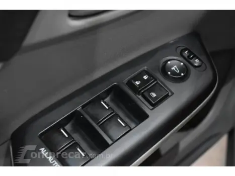 CIVIC - 1.8 EXS 16V 4P AUTOMÁTICO