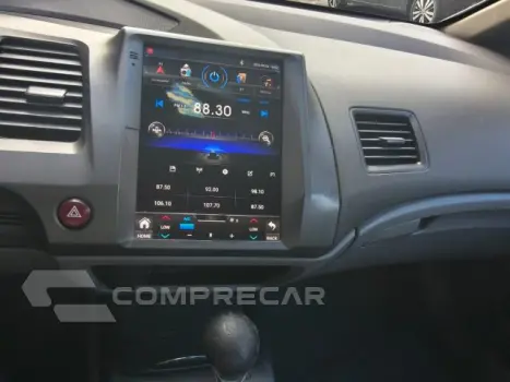 CIVIC - 1.8 LXS 16V 4P AUTOMÁTICO