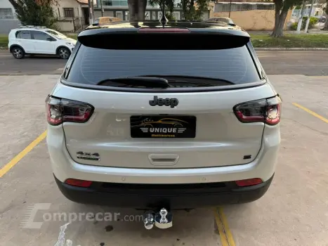 Compass 2.0 16V Diesel S 4X4 Automático