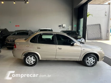 CLASSIC 1.0 MPFI LS 8V FLEX 4P MANUAL