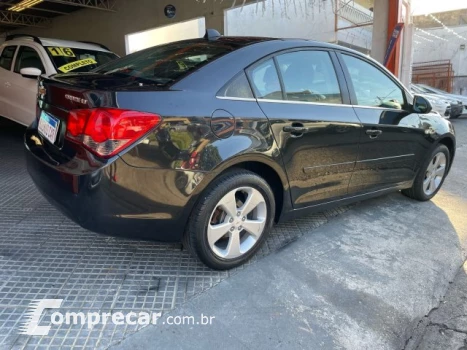 CRUZE SEDAN - 1.8 LT 16V 4P AUTOMÁTICO