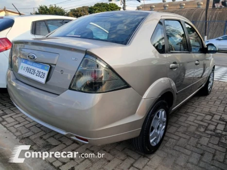 FIESTA SEDAN - 1.6 SE SEDAN 16V 4P MANUAL