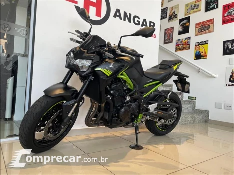 KAWASAKI Z900