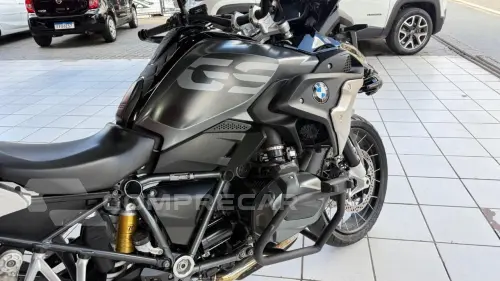 BMW R 1250 GS TRIPLE BLACK