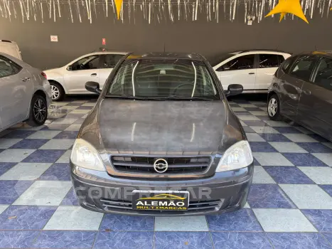 CORSA 1.0 MPFI Maxx Sedan 8V