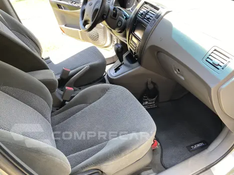 TUCSON 2.0 MPFI GLS 16V 143cv 2WD