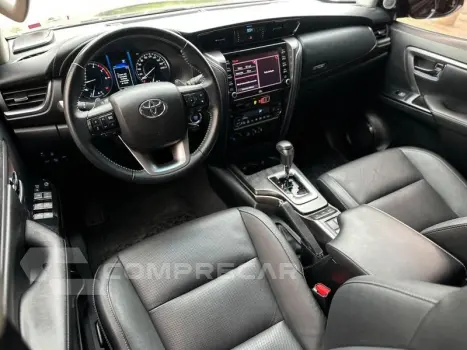 HILUX SWSRXA4FD