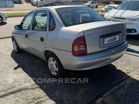 CLASSIC - 1.0 MPFI LIFE 8V 4P MANUAL