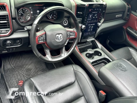 1500 5.7 V8 GASOLINA REBEL CD 4X4 AUTOMÁTICO