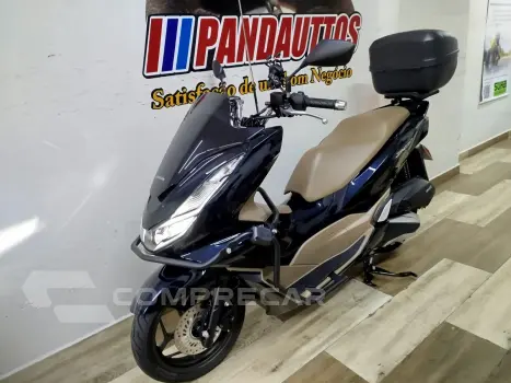 PCX 160 DLX