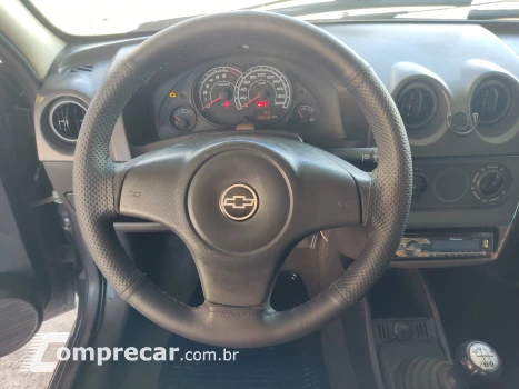 CELTA 1.0 MPFI Life 8V