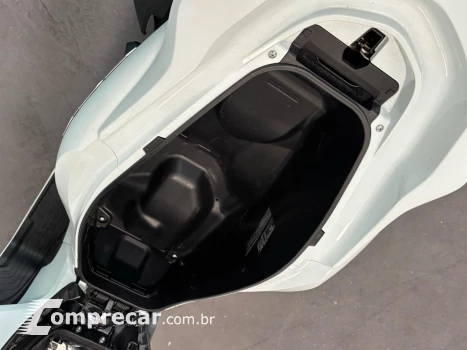 PCX 160 DLX ABS