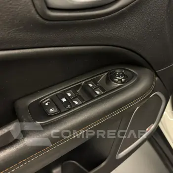 COMPASS LONGITUDE 2.0 4x2 Flex 16V Aut.