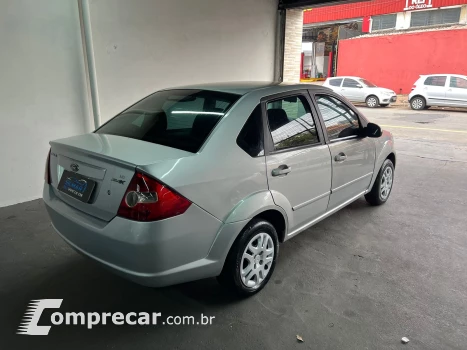 FIESTA 1.6 Rocam SE Sedan 8V