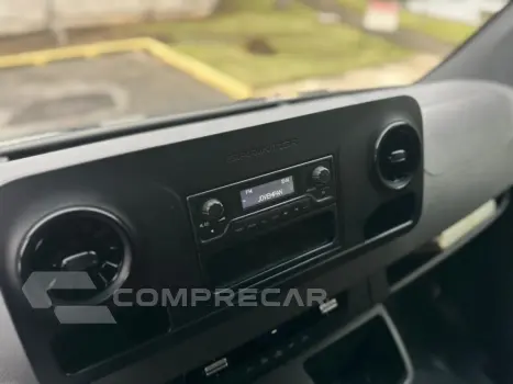 SPRINTER 2.2 CDI DIESEL FURGÃO 416 TA EXTRA LONGO MANUAL
